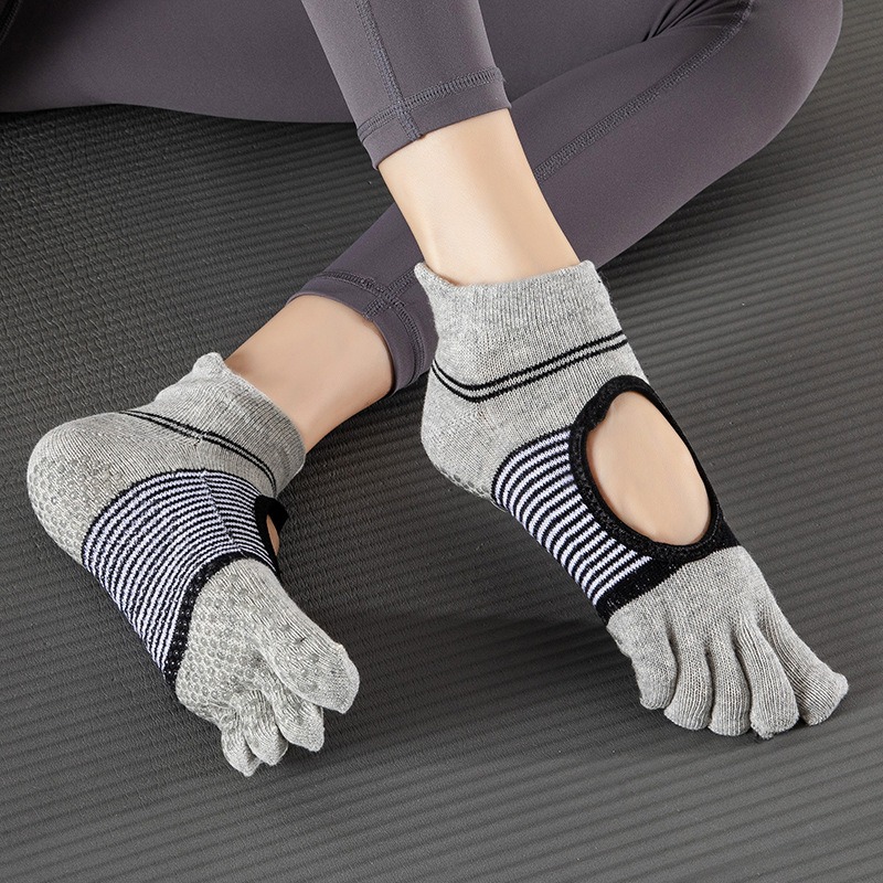 Pilates Socks Yoga Socks with  - Pilates Yoga Barre 评论和价格