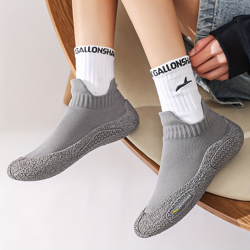 GallonShark High-Top Barefoot  - Pilates Yoga Footwear 评论和价格