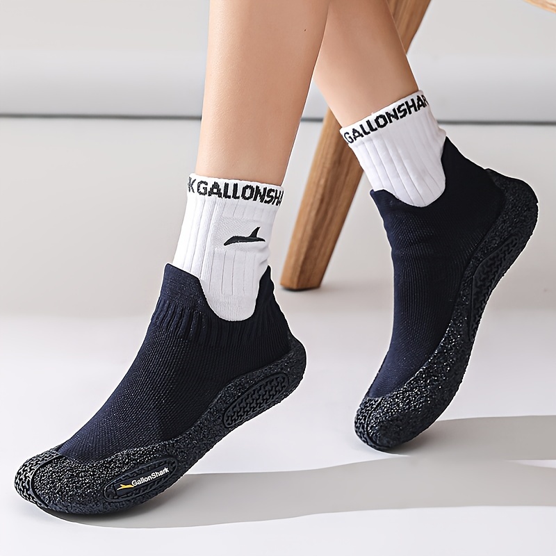 GallonShark High-Top Barefoot  - Pilates Yoga Footwear 评论和价格